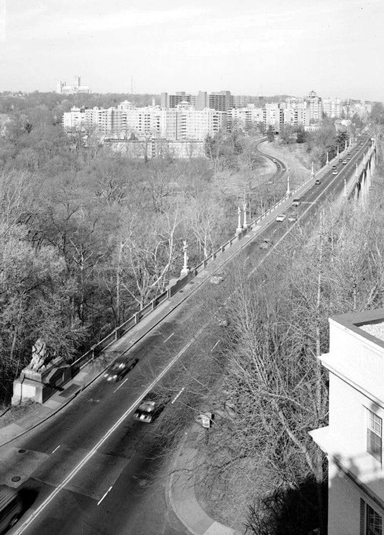 Historic Photo : Connecticut Avenue Bridge, Spans Rock Creek & Potomac Parkway at Connecticut Avenue, Washington, District of Columbia, DC 10 Photograph