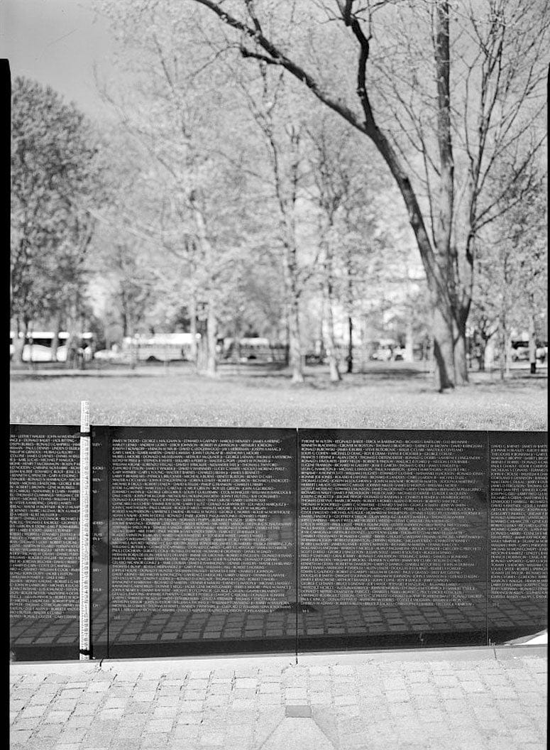 Historic Photo : Vietnam Veterans Memorial, West Potomac Park, Washington, District of Columbia, DC 38 Photograph