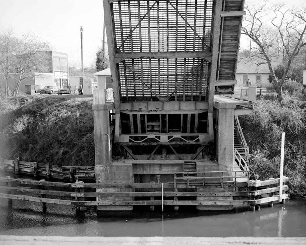 Historic Photo : Rehoboth Avenue Bridge, State Route 1A (Rehoboth Avenue) over Lewes & Rehoboth Canal, Rehoboth Beach, Sussex County, DE 21 Photograph