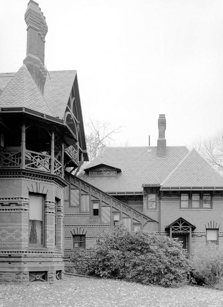 Historic Photo : Mark Twain House, 351 Farmington Avenue (corrected from original address of 531 Farmington Avenue), Hartford, Hartford County, CT 35 Photograph
