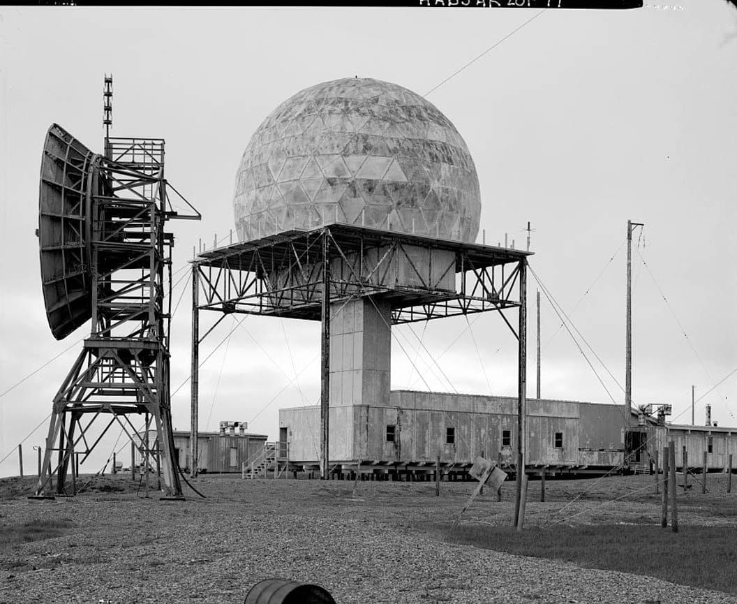 Historic Photo : POW-3 Distant Early Warning Line Station, Bullen Point, Prudhoe Bay, North Slope Borough, AK 70 Photograph