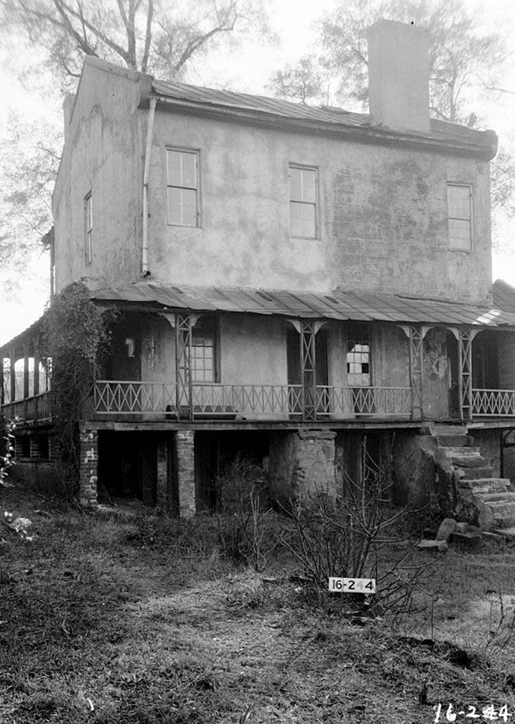 Historic Photo : Duffies Tavern, 2800 Twenty-eighth Avenue, Tuscaloosa, Tuscaloosa County, AL 6 Photograph
