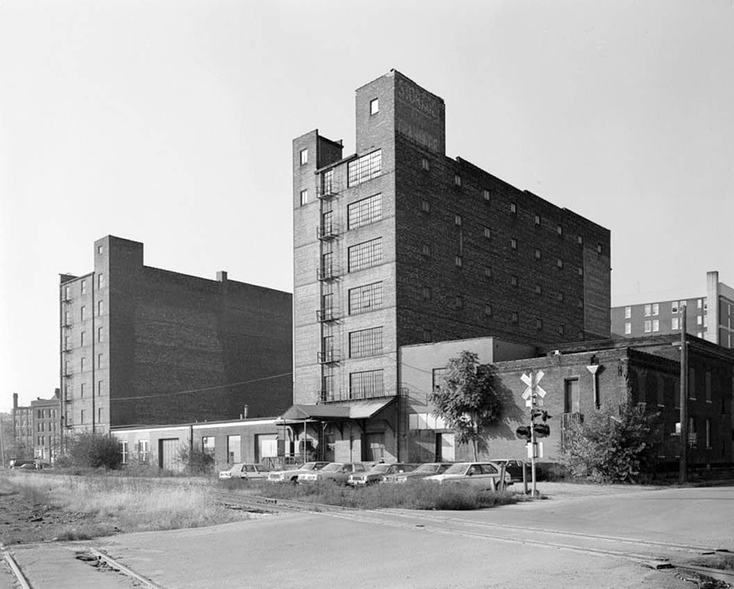 Historic Photo : Dubuque Commercial & Industrial Buildings, Dubuque, Dubuque County, IA 50 Photograph