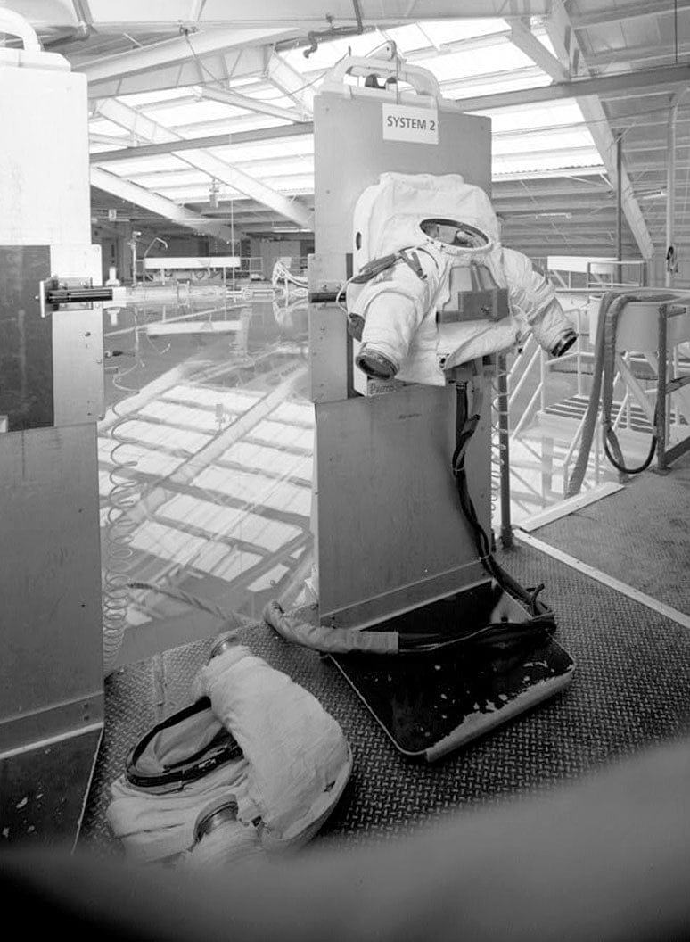 Historic Photo : Marshall Space Flight Center, Neutral Buoyancy Simulator Facility, Rideout Road, Huntsville, Madison County, AL 9 Photograph