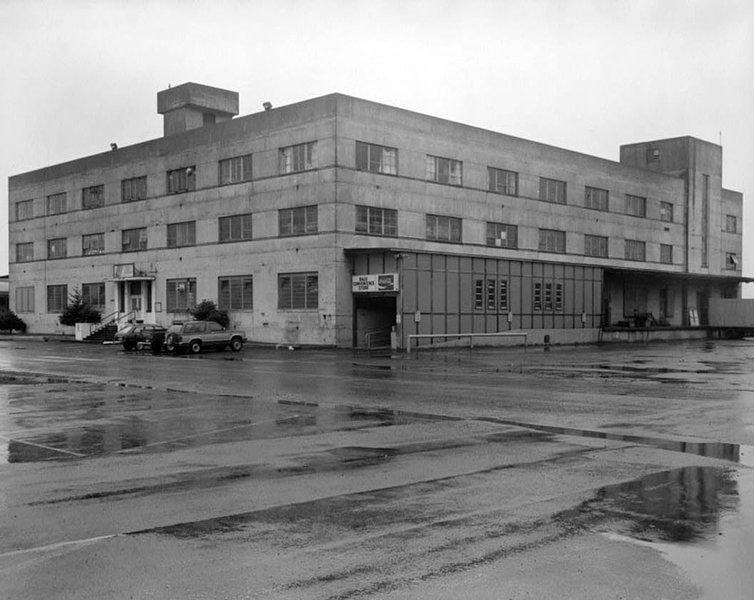 Historic Photo : Kodiak Naval Operating Base, General Storehouse, U.S. Coast Guard Station, Kodiak, Kodiak Island Borough, AK 19 Photograph