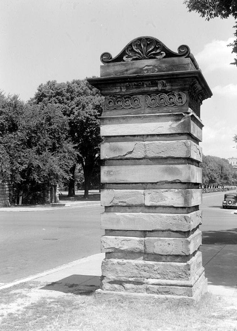 Historic Photo : U.S. Capitol, Gateposts, Nineteenth Street & Constitution (moved from Capitol), Washington, District of Columbia, DC 2 Photograph