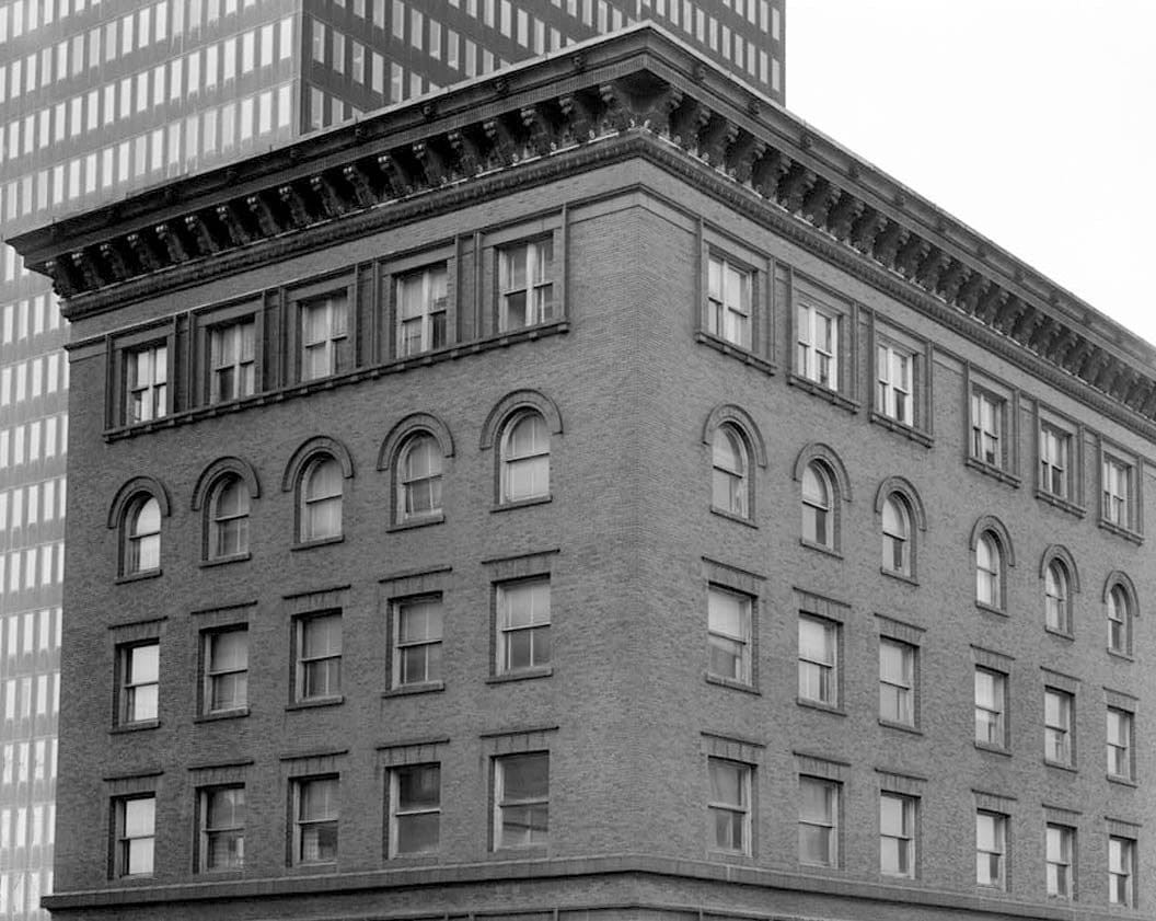 Historic Photo : Equitable Life Assurance Company Building, 605 Locust Street, Des Moines, Polk County, IA 5 Photograph