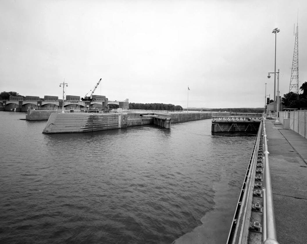 Historic Photo : Upper Mississippi River 9-Foot Channel, Lock & Dam No. 10, Guttenberg, Clayton County, IA 46 Photograph