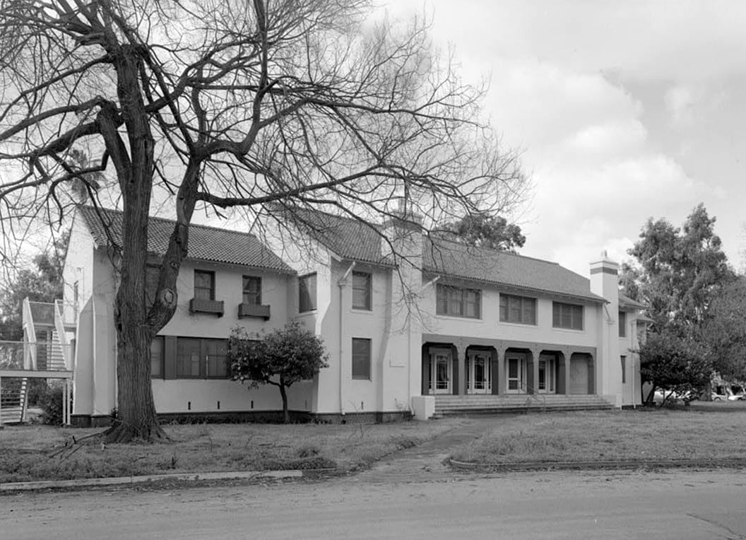 Historic Photo : Agnews State Hospital, Women's Convalescent Home, West Side of South Circle Drive, Santa Clara, Santa Clara County, CA 1 Photograph