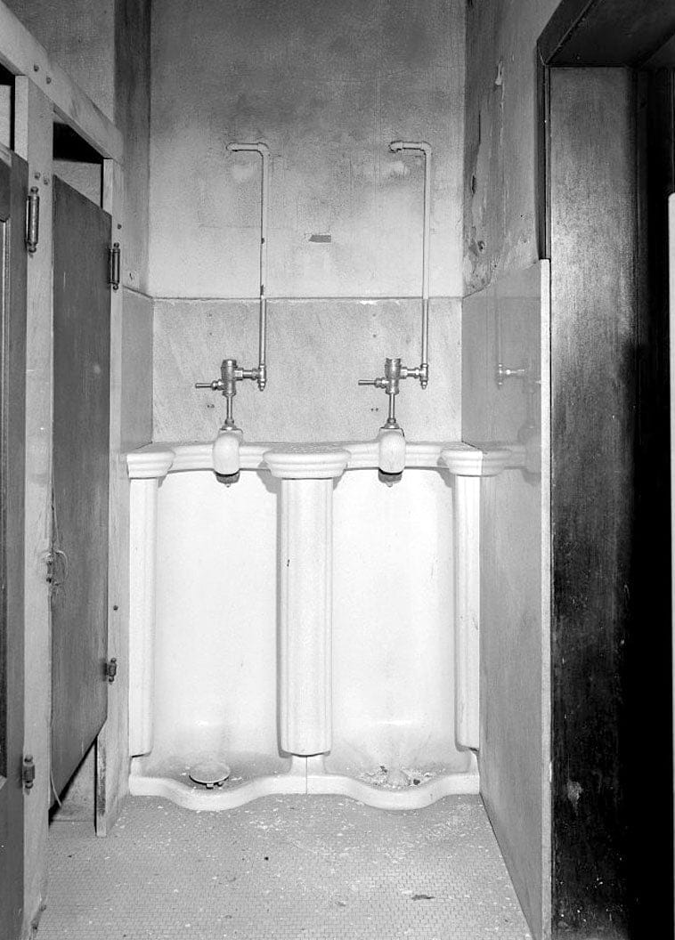 Historic Photo : Bathhouse Row, Maurice Bathhouse, Central Avenue, Hot Springs, Garland County, AR 13 Photograph