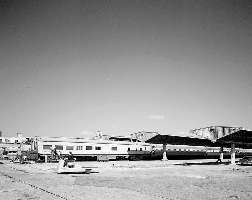 Historic Photo : Los Angeles Union Passenger Terminal, Tracks & Shed, 800 North Alameda Street, Los Angeles, Los Angeles County, CA 16 Photograph