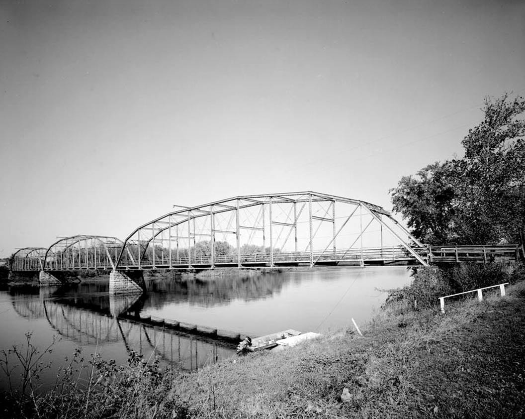 Historic Photo : Sutliff's Ferry Bridge, Spanning Cedar River (Cedar Township), Solon, Johnson County, IA 8 Photograph