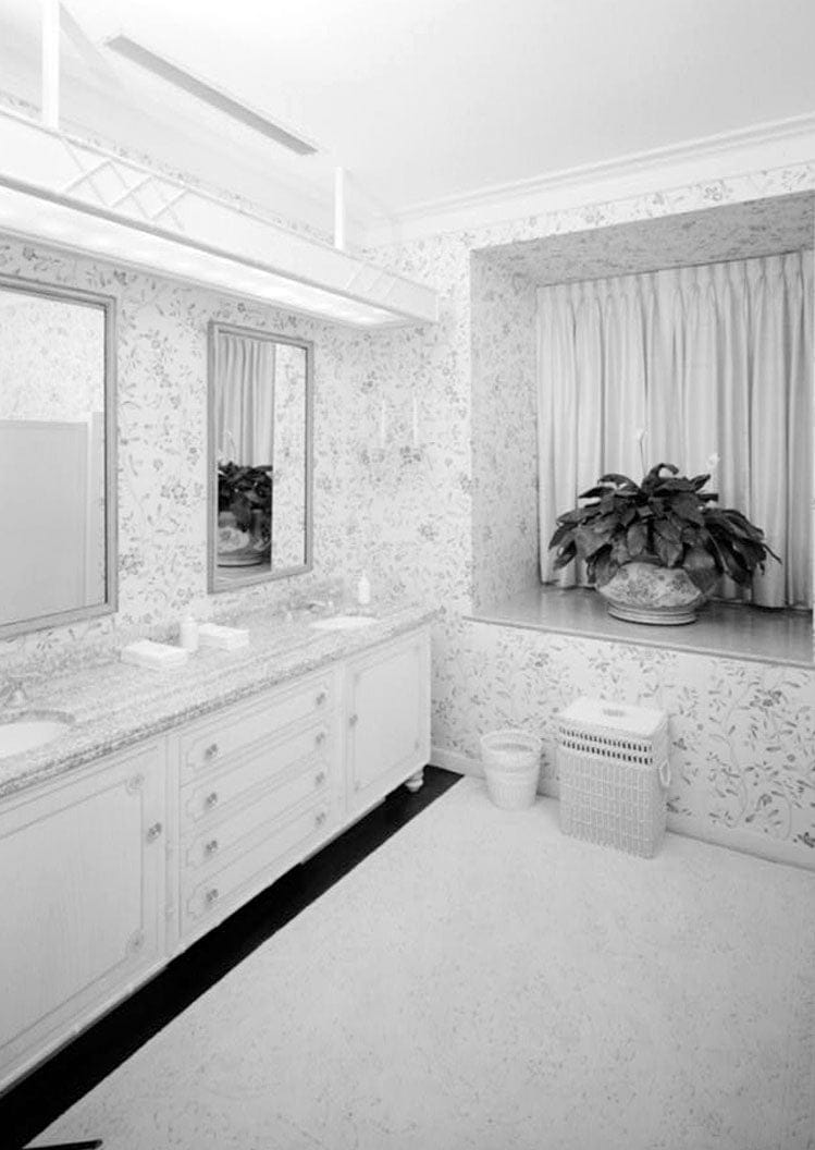 Historic Photo : White House, 1600 Pennsylvania Avenue, Northwest, Washington, District of Columbia, DC 256 Photograph