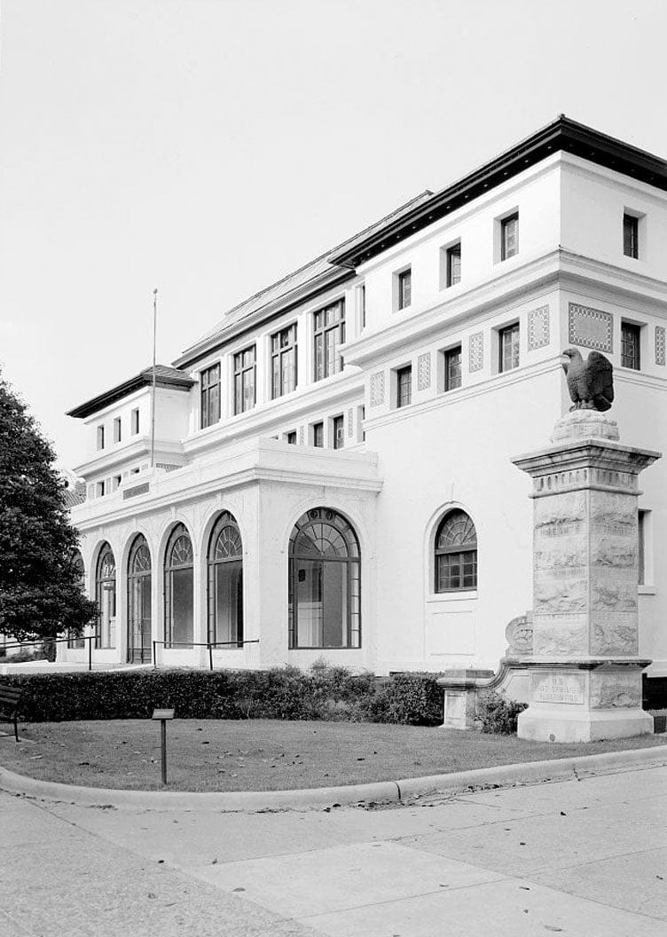 Historic Photo : Bathhouse Row, Maurice Bathhouse, Central Avenue, Hot Springs, Garland County, AR 15 Photograph