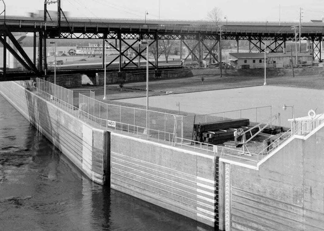 Historic Photo : Mississippi River 9-Foot Channel, Lock & Dam No. 19, Upper Mississippi River, Keokuk, Lee County, IA 18 Photograph