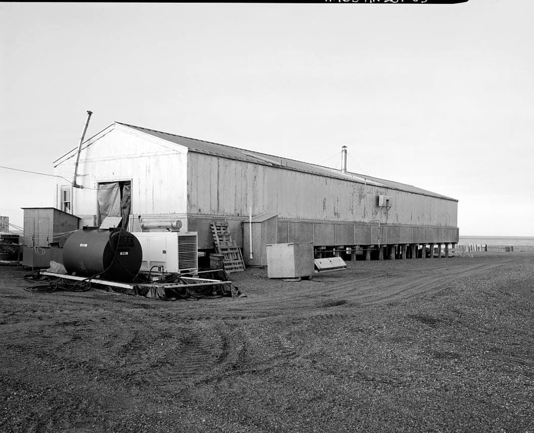 Historic Photo : POW-3 Distant Early Warning Line Station, Bullen Point, Prudhoe Bay, North Slope Borough, AK 55 Photograph