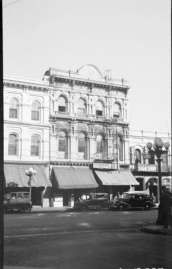 Historic Photo : Merced Theatre, 420-422 North Main Street, Los Angeles, Los Angeles County, CA 1 Photograph