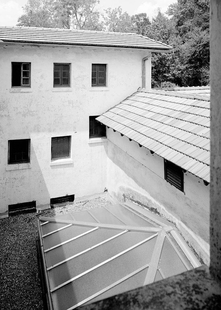 Historic Photo : Bathhouse Row, Maurice Bathhouse, Central Avenue, Hot Springs, Garland County, AR 16 Photograph