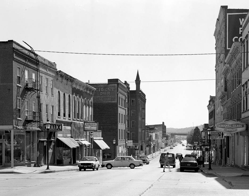 Historic Photo : Dubuque Commercial & Industrial Buildings, Dubuque, Dubuque County, IA 8 Photograph