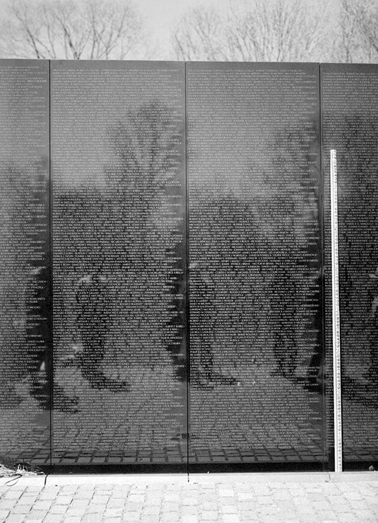Historic Photo : Vietnam Veterans Memorial, West Potomac Park, Washington, District of Columbia, DC 57 Photograph