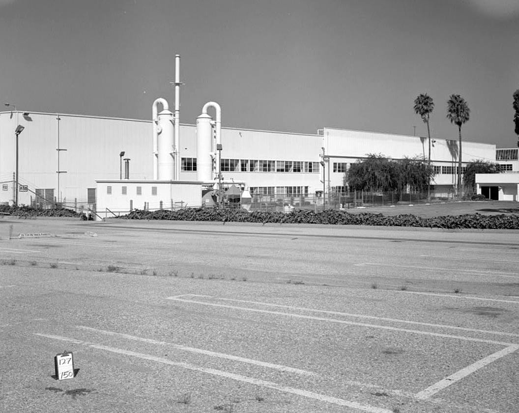 Historic Photo : Hughes Aircraft Company, Assembly & Manufacturing Building, 6775 Centinela Avenue, Los Angeles, Los Angeles County, CA 2 Photograph