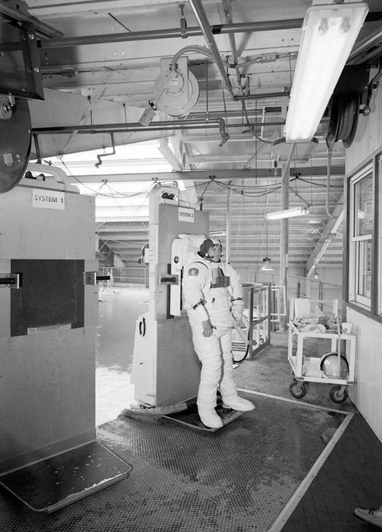 Historic Photo : Marshall Space Flight Center, Neutral Buoyancy Simulator Facility, Rideout Road, Huntsville, Madison County, AL 11 Photograph