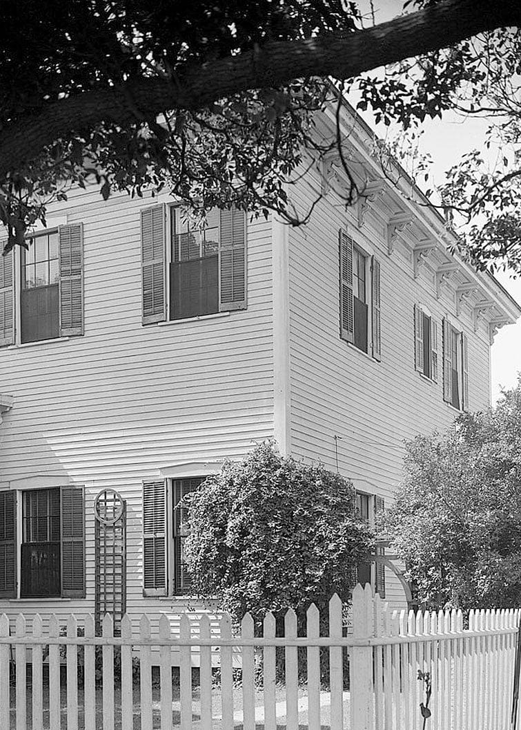 Historic Photo : Drum Barracks Officers' Quarters, 1053-1955 Cary Avenue, Los Angeles, Los Angeles County, CA 9 Photograph