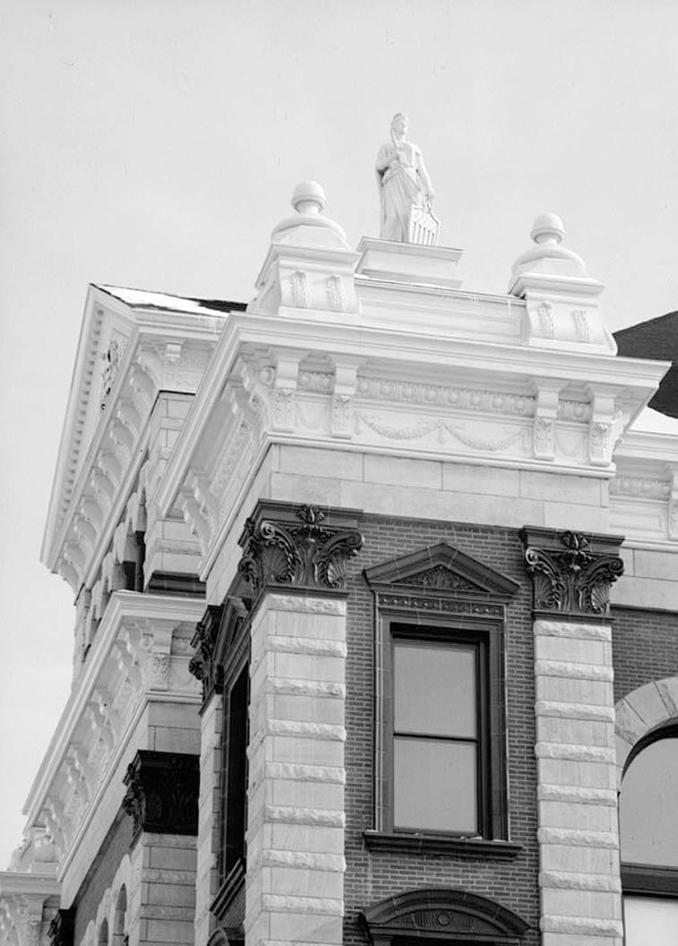 Historic Photo : Dubuque County Courthouse, 720 Central Avenue, Dubuque, Dubuque County, IA 7 Photograph
