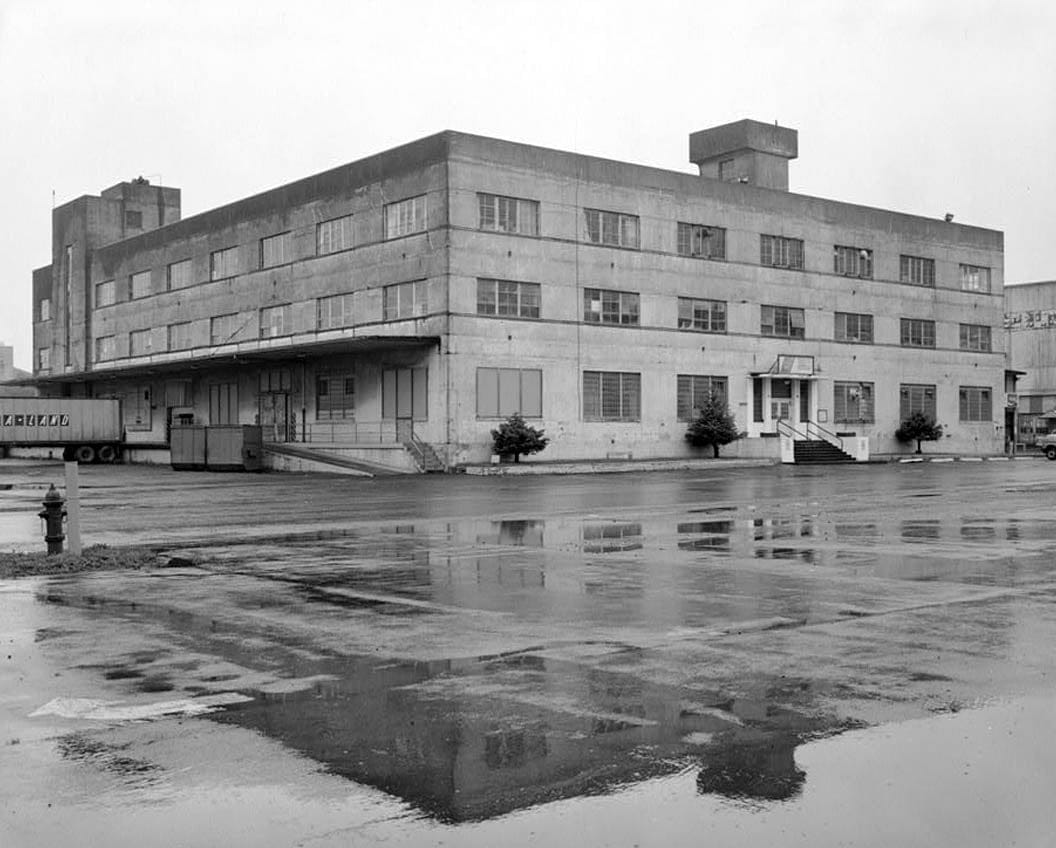 Historic Photo : Kodiak Naval Operating Base, General Storehouse, U.S. Coast Guard Station, Kodiak, Kodiak Island Borough, AK 28 Photograph