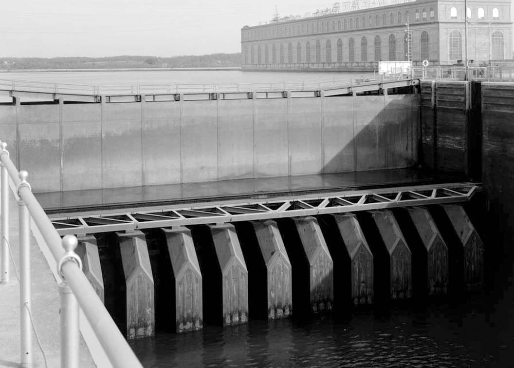 Historic Photo : Mississippi River 9-Foot Channel, Lock & Dam No. 19, Upper Mississippi River, Keokuk, Lee County, IA 37 Photograph