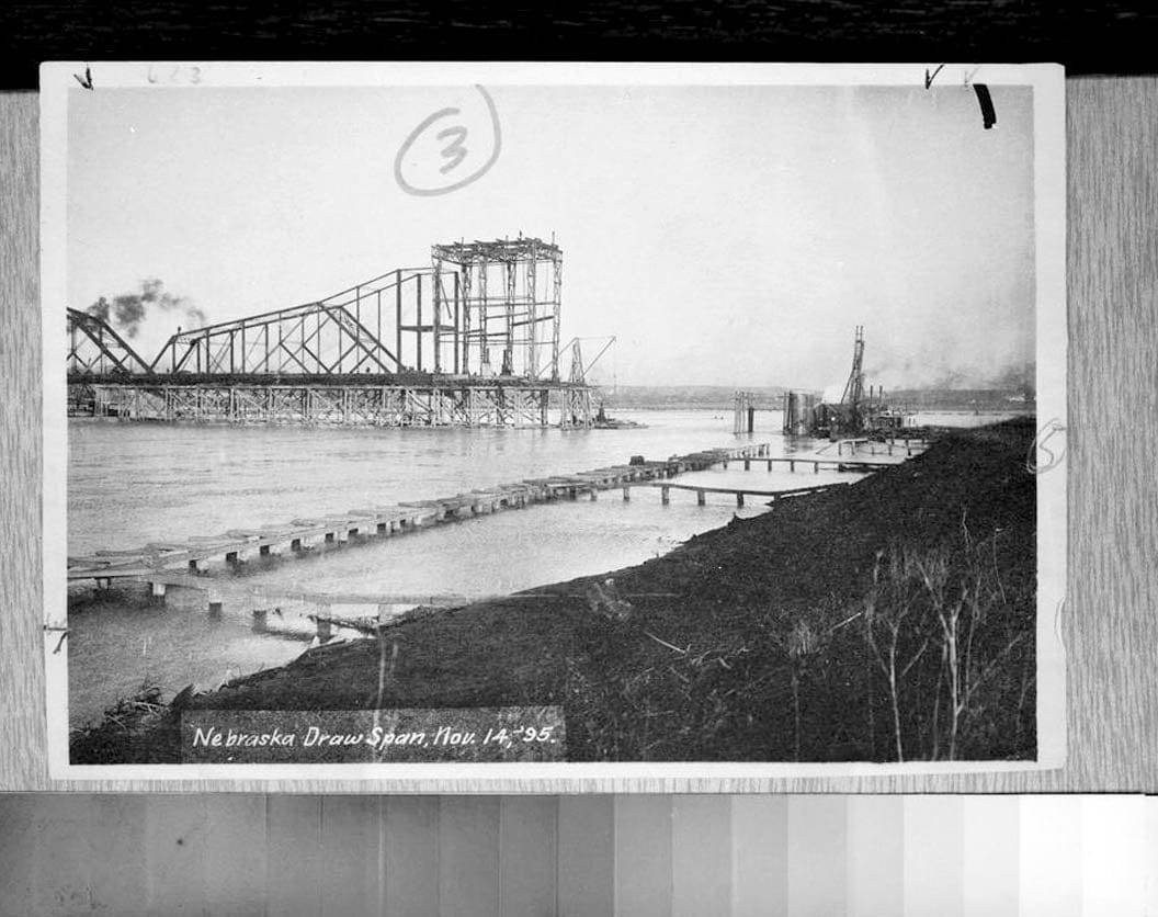 Historic Photo : Pacific Shortline Bridge, U.S. Route 20,spanning Missouri River, Sioux City, Woodbury County, IA 22 Photograph