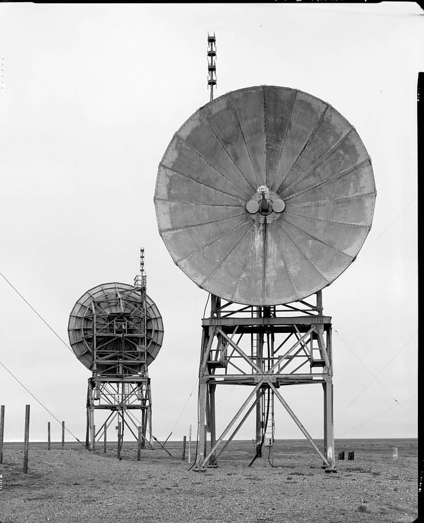 Historic Photo : POW-3 Distant Early Warning Line Station, Bullen Point, Prudhoe Bay, North Slope Borough, AK 80 Photograph