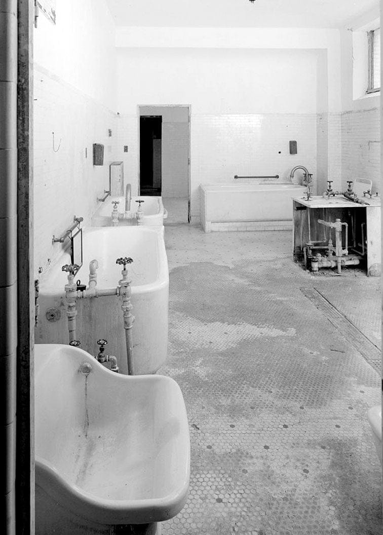 Historic Photo : Bathhouse Row, Fordyce Bathhouse, Central Avenue, Hot Springs, Garland County, AR 18 Photograph