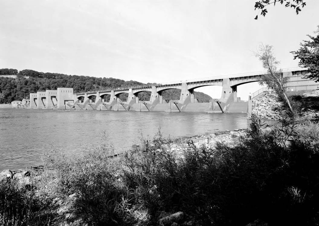 Historic Photo : Mississippi River 9-Foot Channel Project, Lock & Dam No. 11, Upper Mississippi River, Dubuque, Dubuque County, IA 13 Photograph