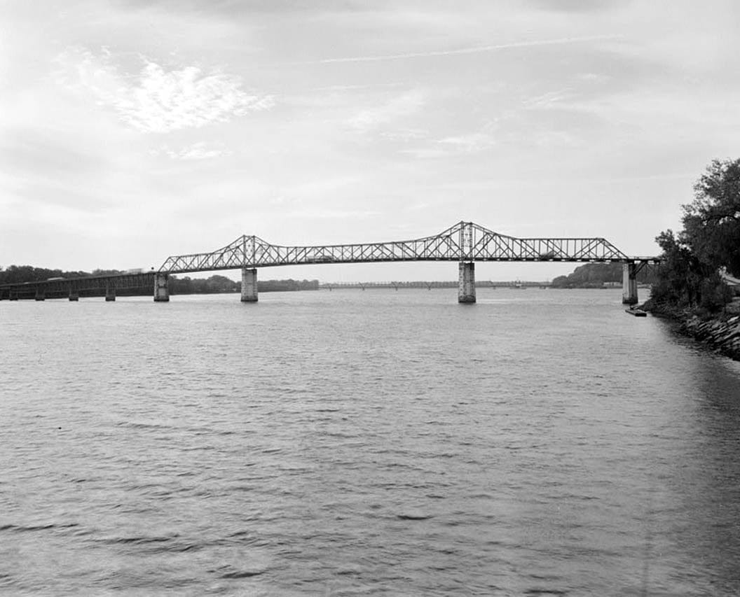 Historic Photo : MacArthur Bridge, Spanning Mississippi River on Highway 34 between IA & IL, Burlington, Des Moines County, IA 21 Photograph