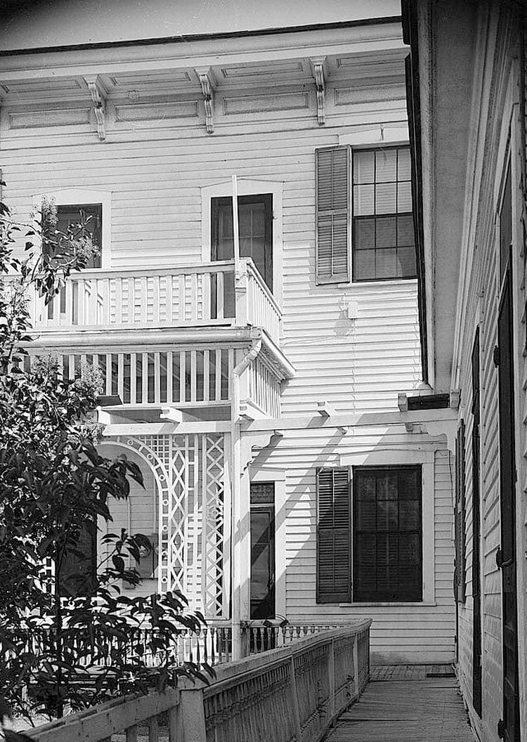 Historic Photo : Drum Barracks Officers' Quarters, 1053-1955 Cary Avenue, Los Angeles, Los Angeles County, CA 10 Photograph