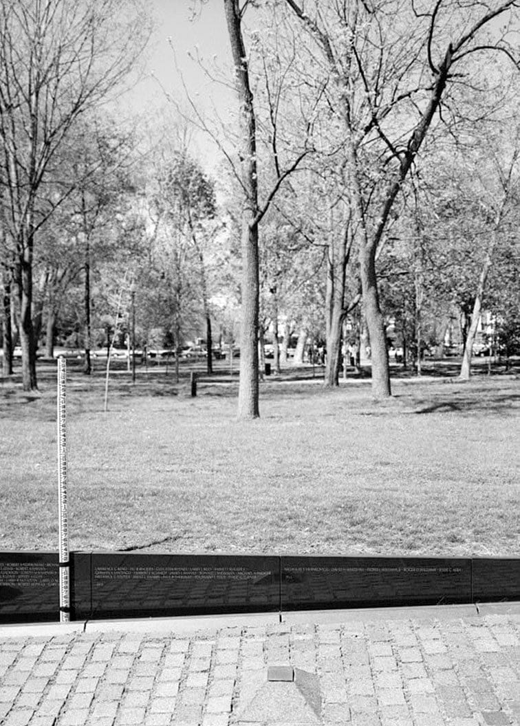 Historic Photo : Vietnam Veterans Memorial, West Potomac Park, Washington, District of Columbia, DC 67 Photograph