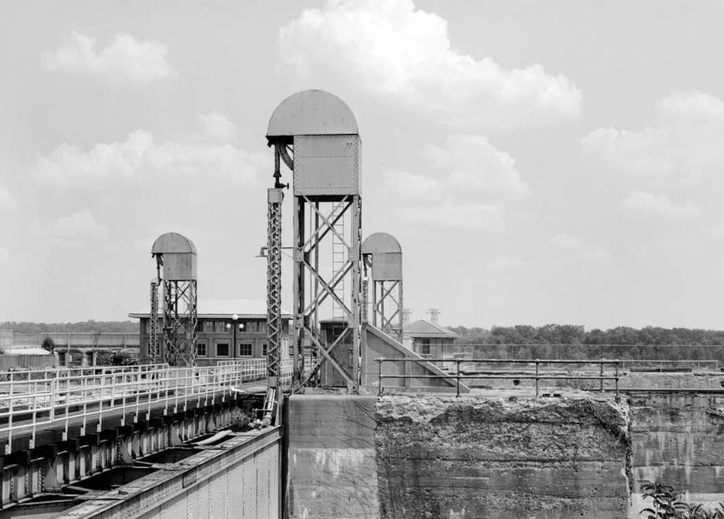 Historic Photo : Mississippi River 9-Foot Channel, Lock & Dam No. 19, Upper Mississippi River, Keokuk, Lee County, IA 49 Photograph