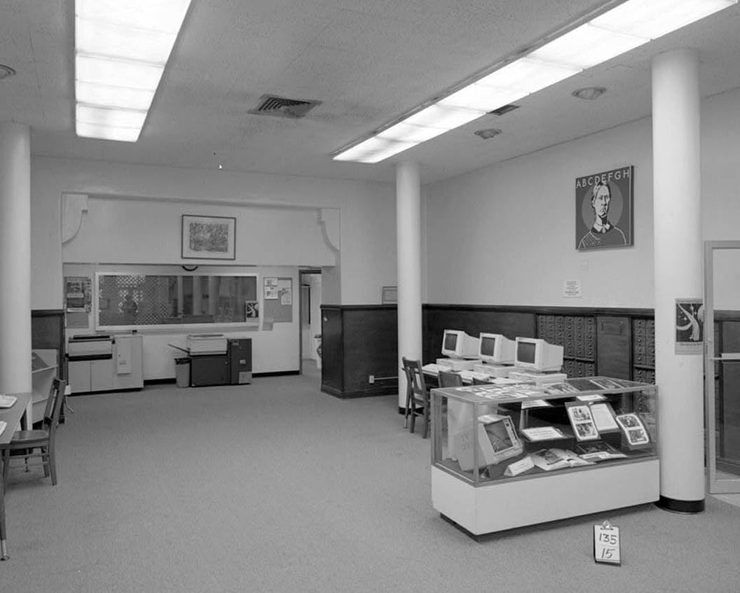 Historic Photo : Sacramento Junior College, Library, 3835 Freeport Boulevard, Sacramento, Sacramento County, CA 8 Photograph