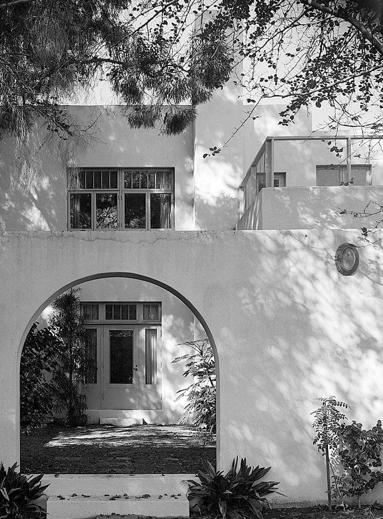 Historic Photo : Walter Luther Dodge House, 950 North Kings Road, West Hollywood District, Los Angeles, Los Angeles County, CA 16 Photograph