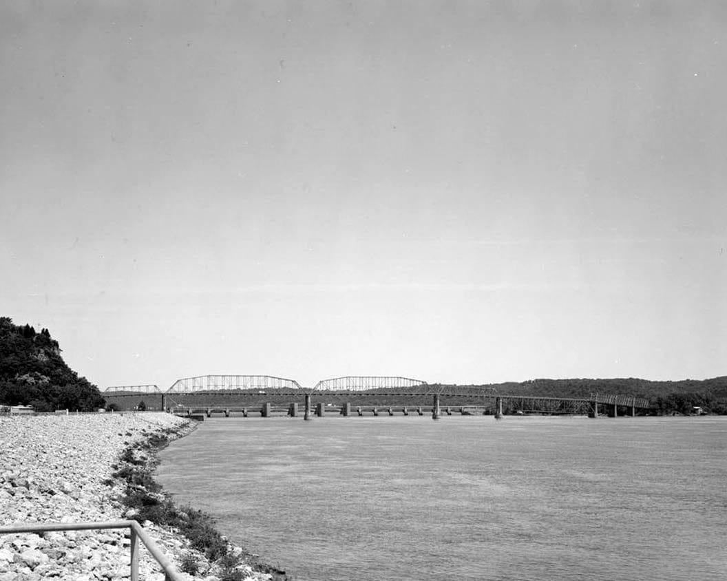 Historic Photo : Eagle Point Bridge, Dubuque, Dubuque County, IA 36 Photograph