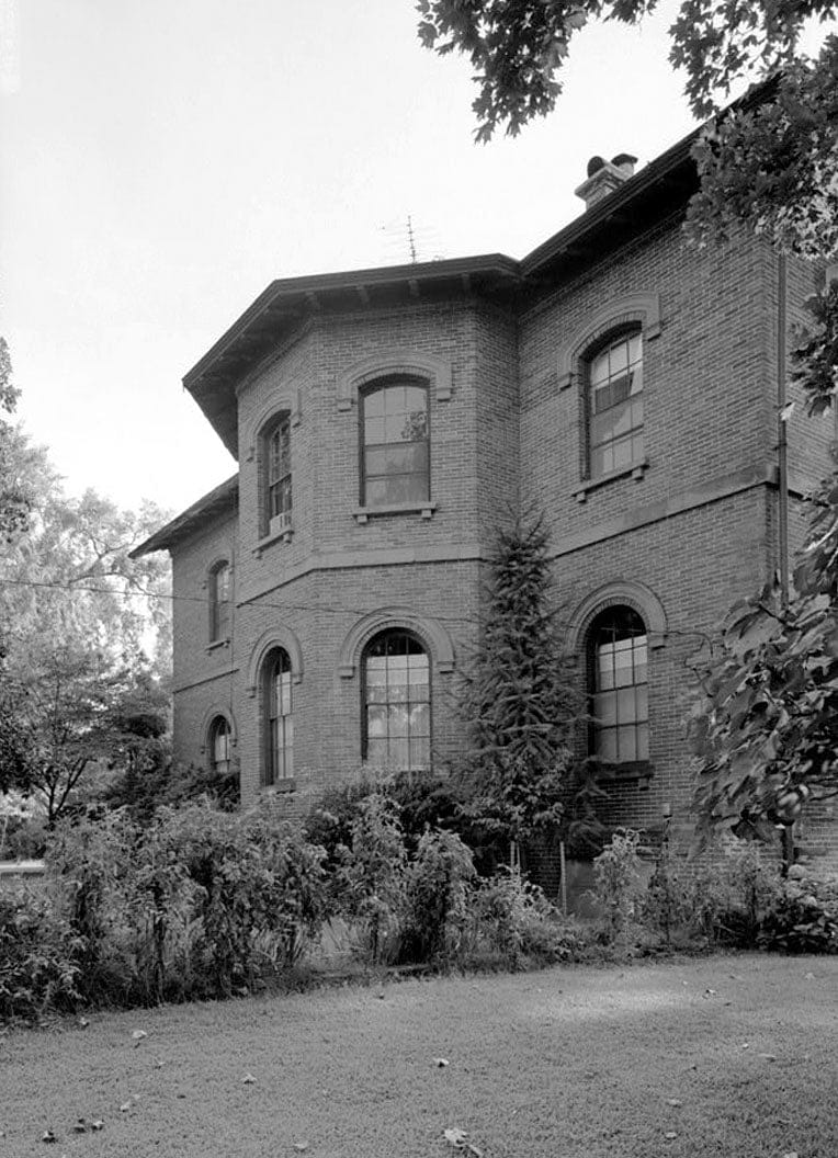 Historic Photo : Kenworthy Hall, State Highway 14 (Greensboro Road), Marion, Perry County, AL 50 Photograph