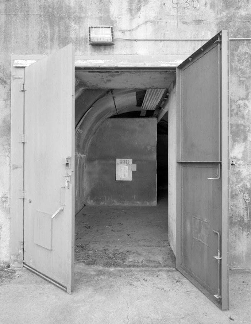 Historic Photo : Naval Magazine Lualualei, Waikele Branch, Tunnel Magazine Type, Waikakalaua & Kipapa Gulches, Pearl City, Honolulu County, HI 4 Photograph