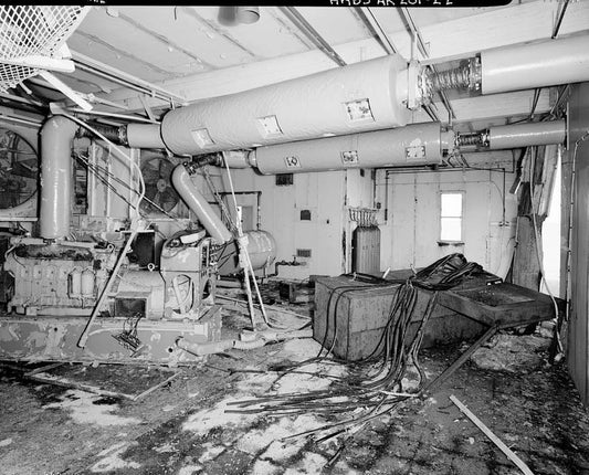 Historic Photo : POW-3 Distant Early Warning Line Station, Bullen Point, Prudhoe Bay, North Slope Borough, AK 40 Photograph