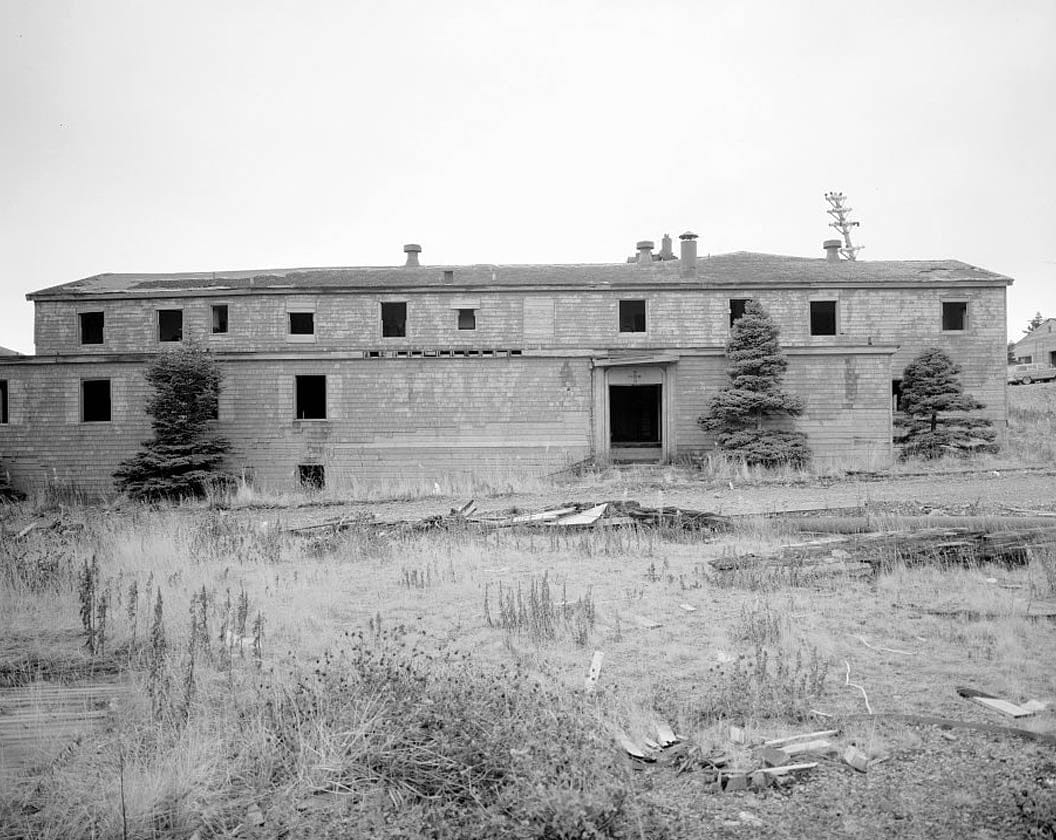 Historic Photo : Naval Operating Base Dutch Harbor & Fort Mears, Bachelor Officers Quarters, Unalaska, Aleutian Islands, AK 4 Photograph