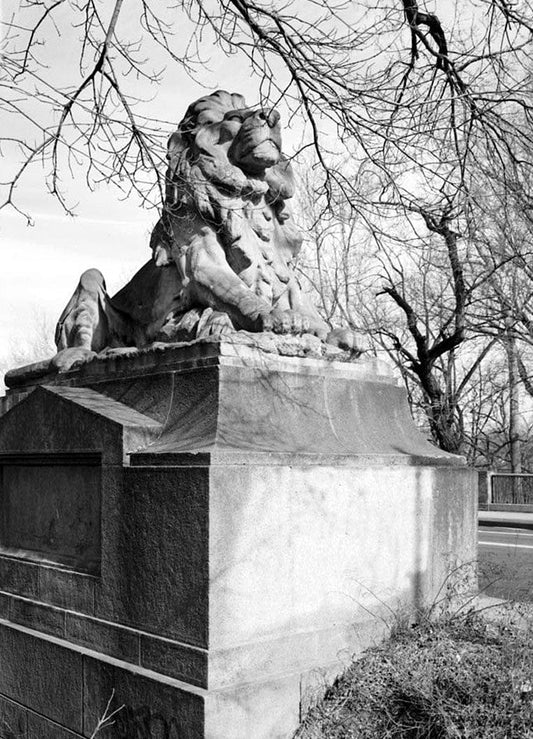 Historic Photo : Connecticut Avenue Bridge, Spans Rock Creek & Potomac Parkway at Connecticut Avenue, Washington, District of Columbia, DC 15 Photograph