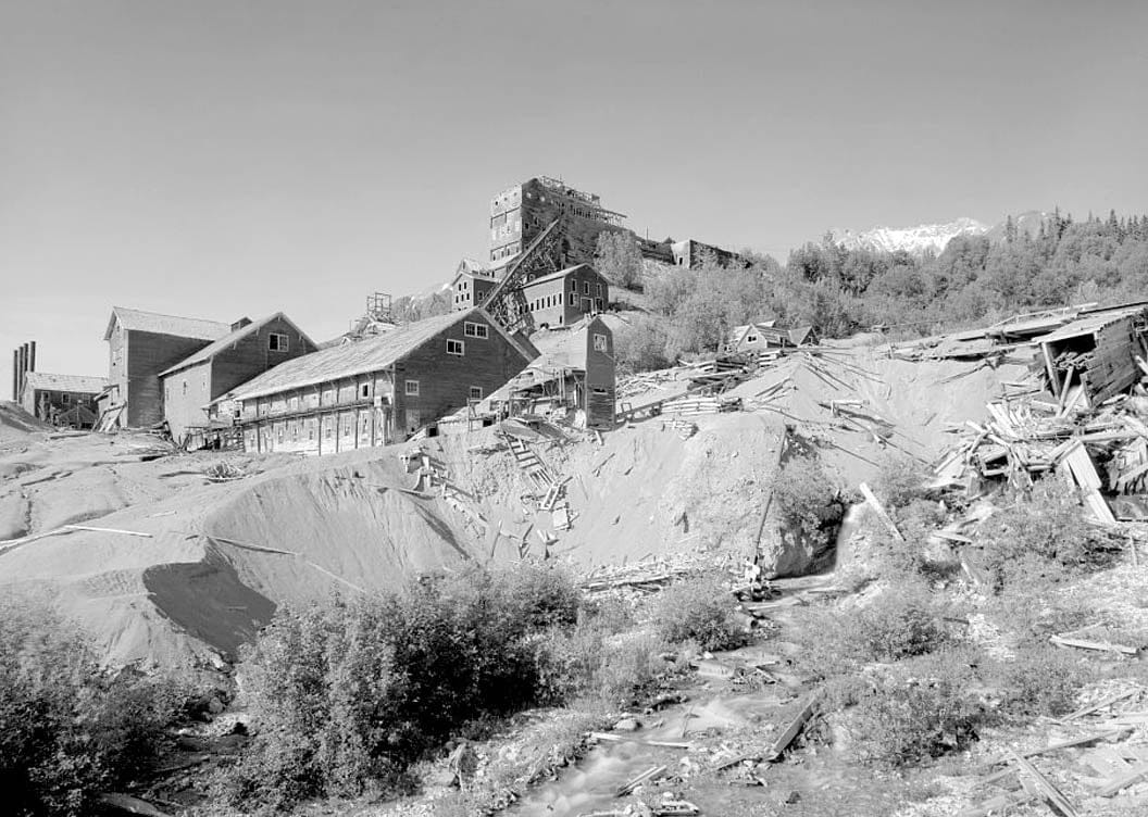 Historic Photo : Kennecott Copper Corporation, On Copper River & Northwestern Railroad, Kennicott, Valdez-Cordova Census Area, AK 11 Photograph