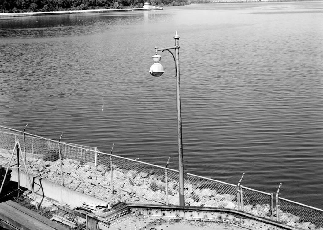 Historic Photo : Mississippi River 9-Foot Channel Project, Lock & Dam No. 11, Upper Mississippi River, Dubuque, Dubuque County, IA 31 Photograph