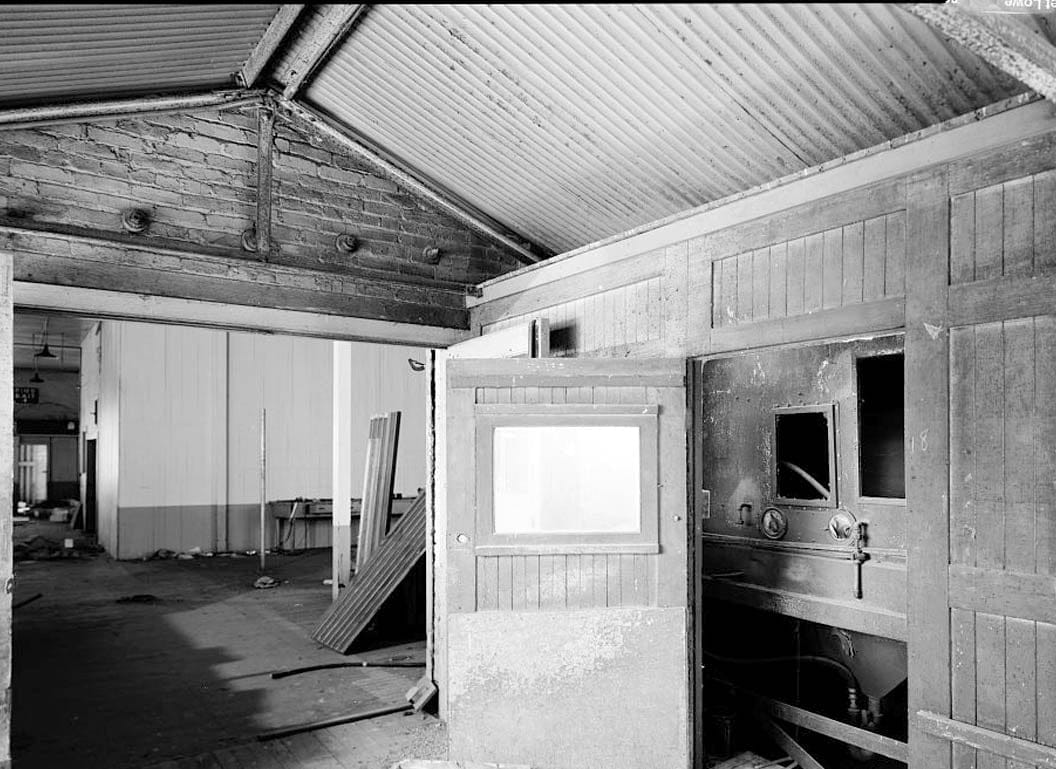 Historic Photo : Southern Pacific, Sacramento Shops, Planing Mill, 111 I Street, Sacramento, Sacramento County, CA 4 Photograph