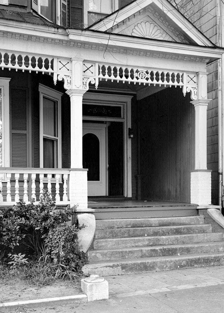 Historic Photo : Savannah Victorian Historic District, 321 East Bolton Street (House), Savannah, Chatham County, GA 5 Photograph